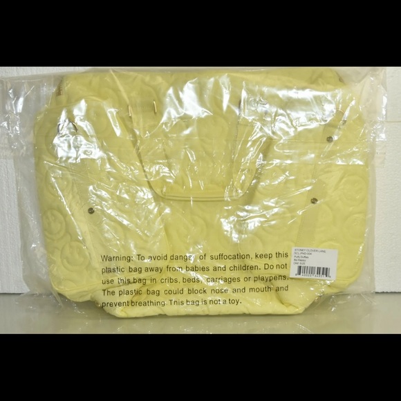 NEW STONEY CLOVER Classic LARGE PUFFY DUFFLE BAG Be Happy Yellow Smile Face - Picture 7 of 9